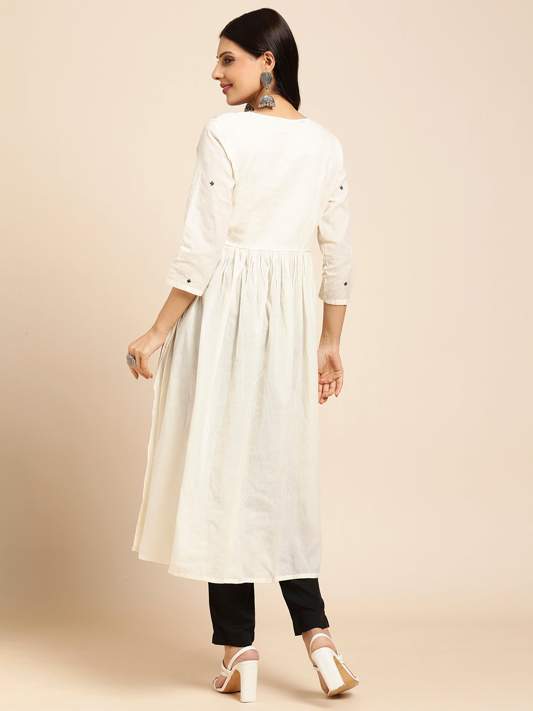 Cotton Flared Lucknowi Chikankari Ethinic Wear Kurta