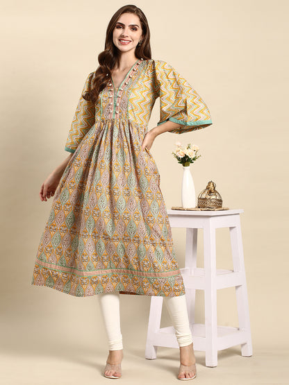 RATAN Women's Cotton Printed Anarkali Paisley Shell Kurta