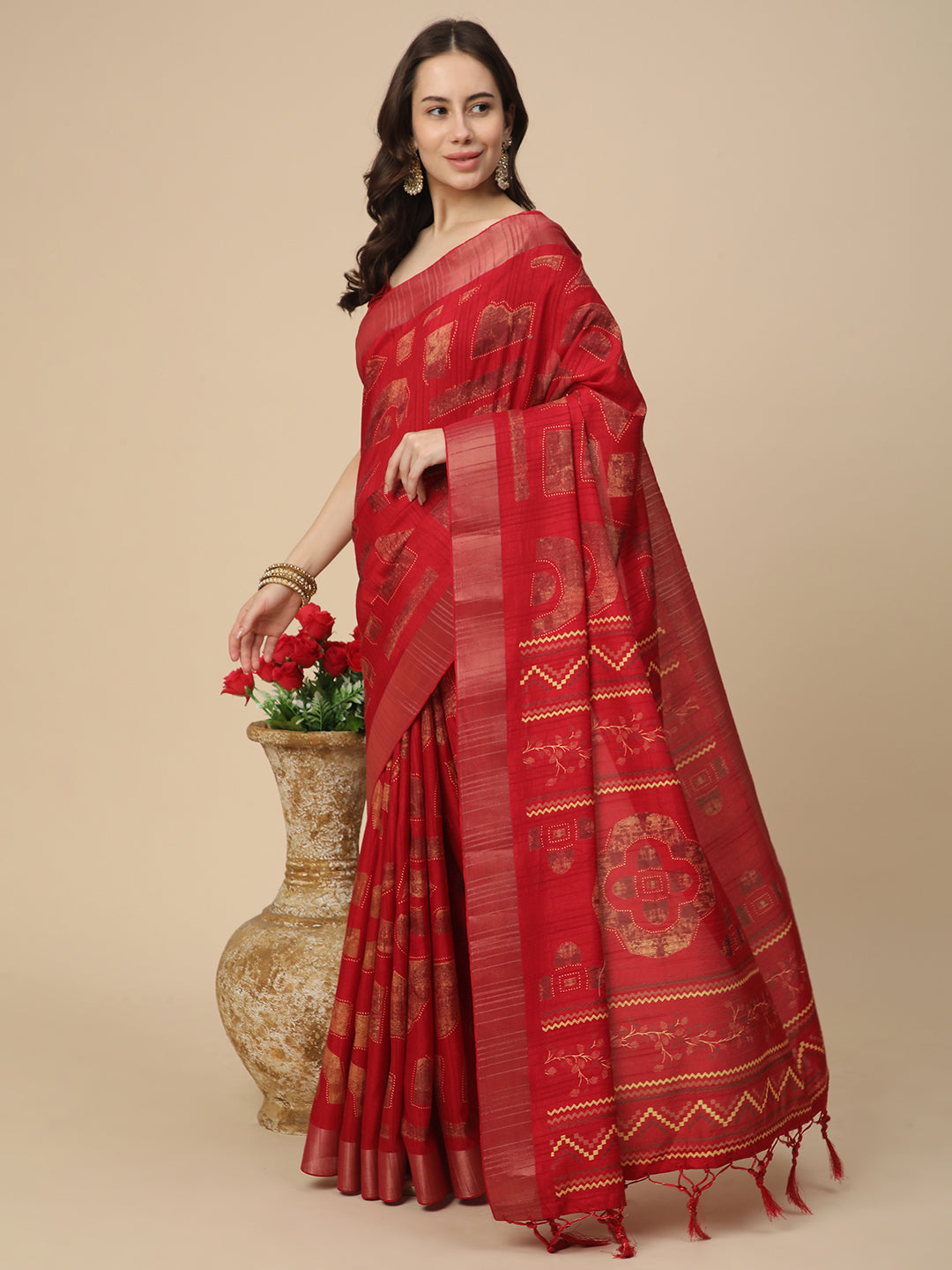 Printed Art Silk Saree with Unstitched Blouse Piece