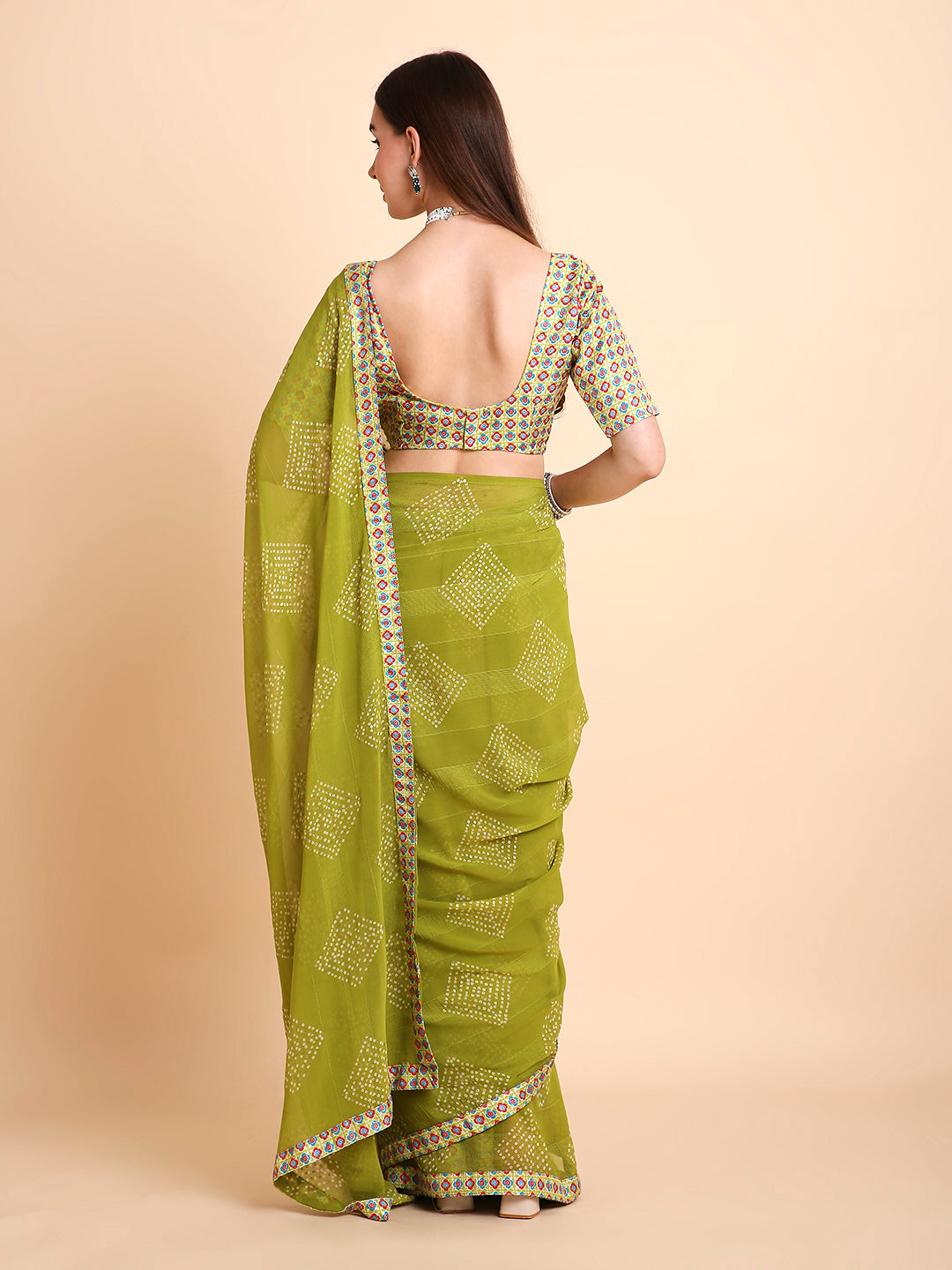 Chiffon Bandhani Printed Saree with Unstitched Blouse Piece