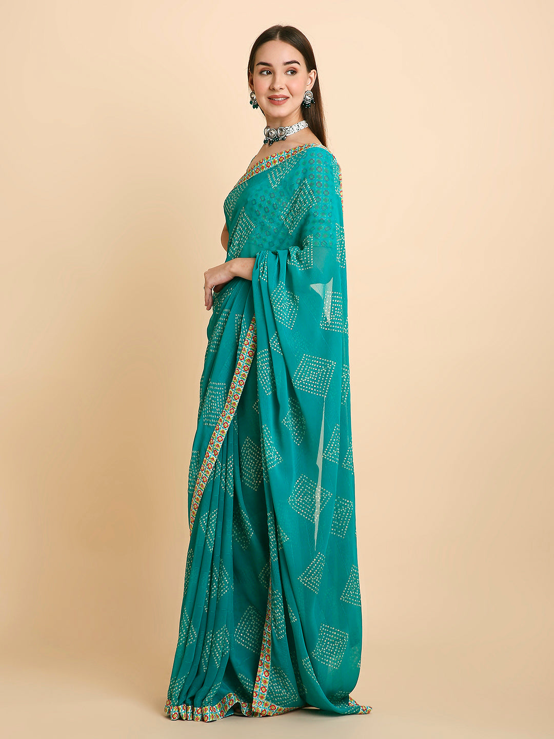 Chiffon Bandhani Printed Saree with Unstitched Blouse Piece