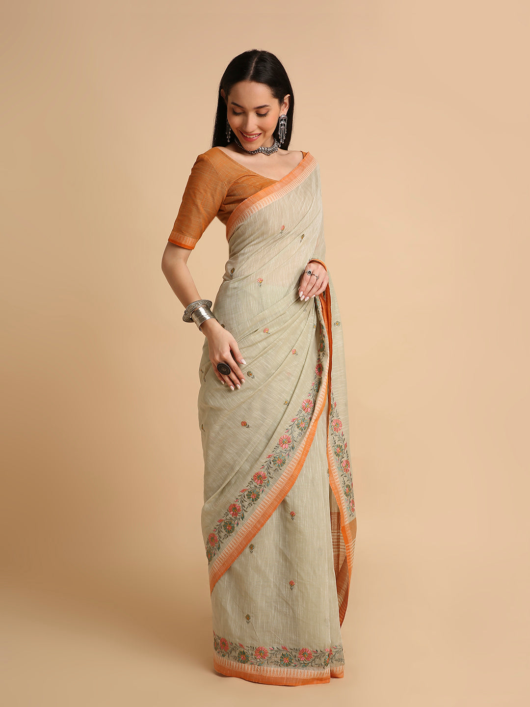 Pure Cotton Handloom Embroidered Saree with Blouse Piece