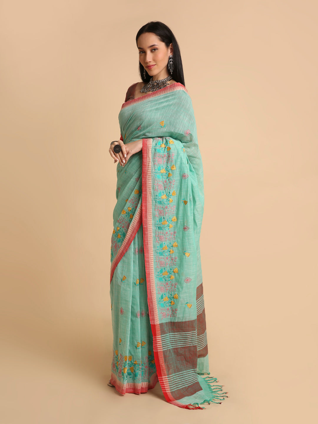 Pure Cotton Handloom Embroidered Saree with Blouse Piece