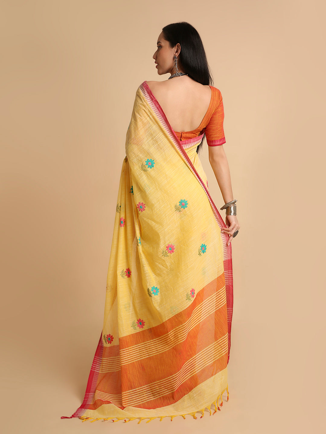 Pure Cotton Handloom Embroidered Saree with Blouse Piece