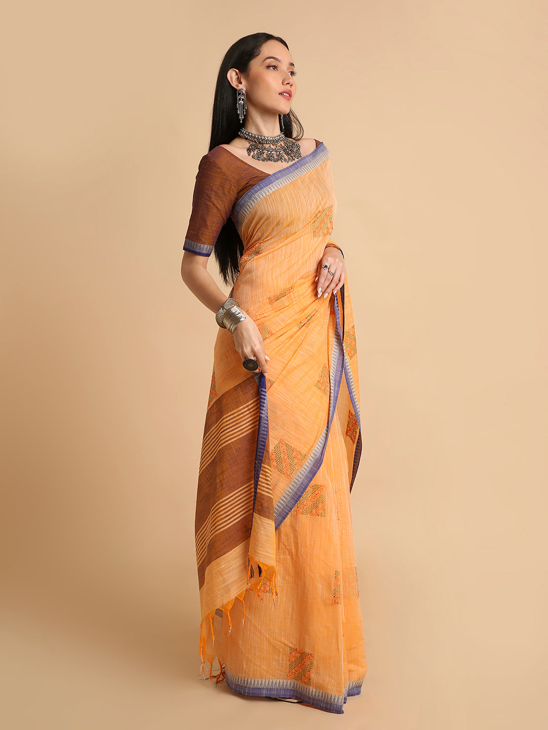 Pure Cotton Handloom Embroidered Saree with Blouse Piece