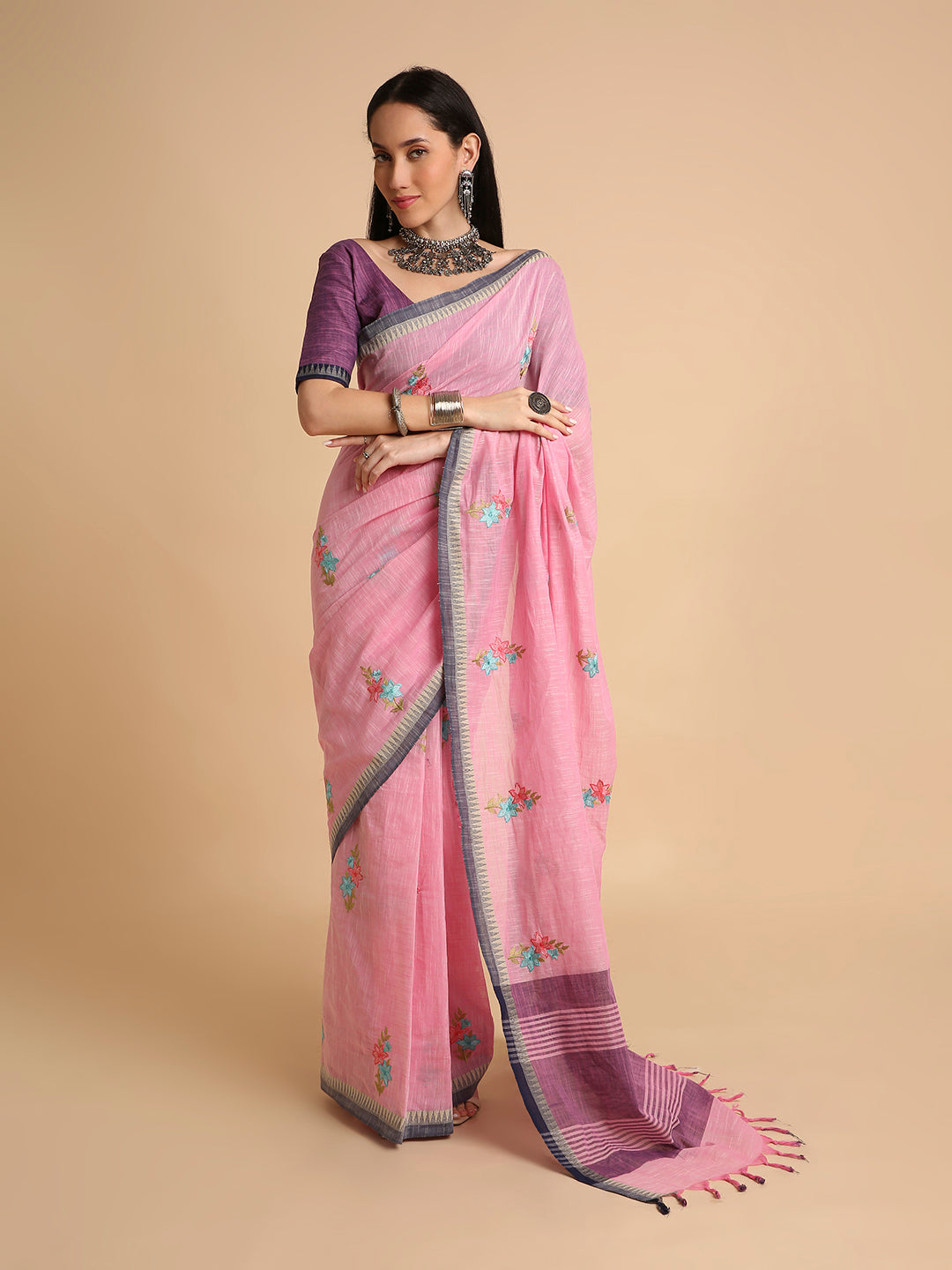 Pure Cotton Handloom Embroidered Saree with Blouse Piece