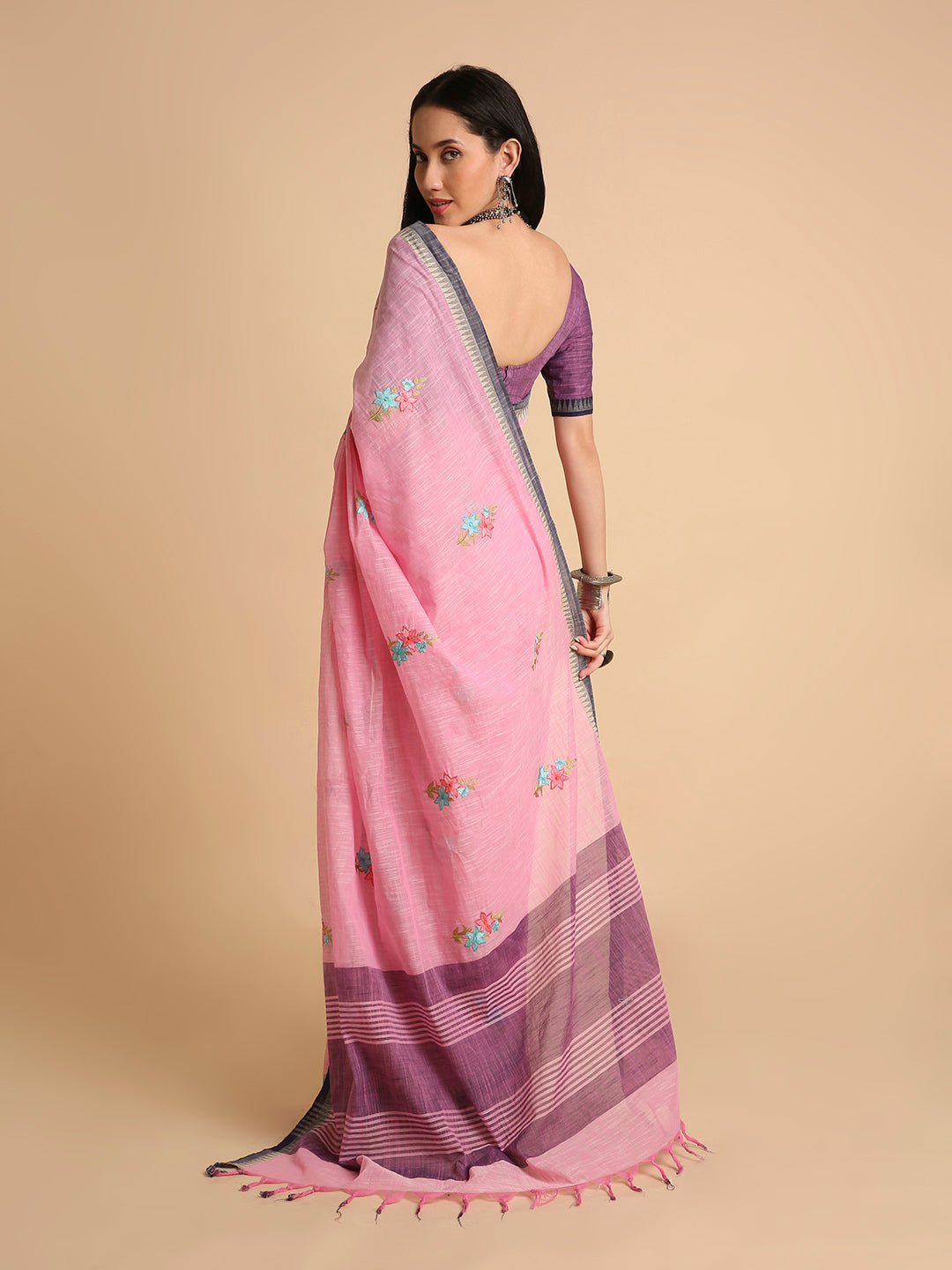 Pure Cotton Handloom Embroidered Saree with Blouse Piece