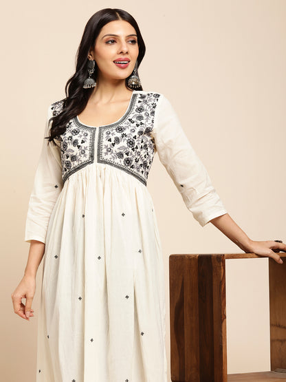 Cotton Flared Lucknowi Chikankari Ethinic Wear Kurta