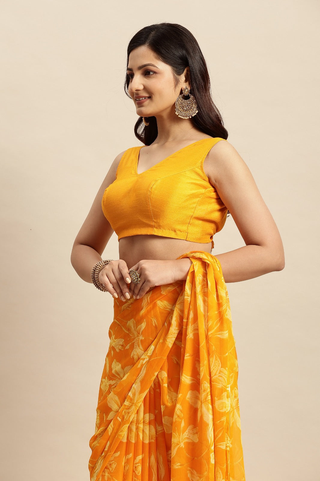 Chiffon Floral Printed  Saree with Unstitched Blouse Piece