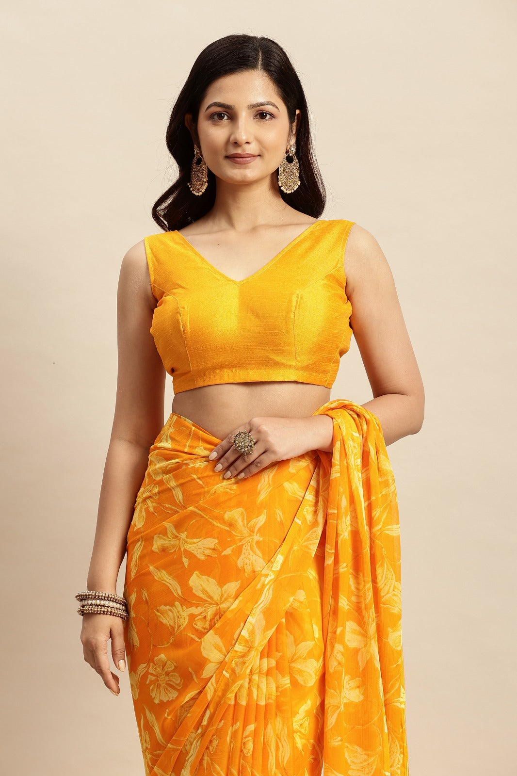 Chiffon Floral Printed  Saree with Unstitched Blouse Piece